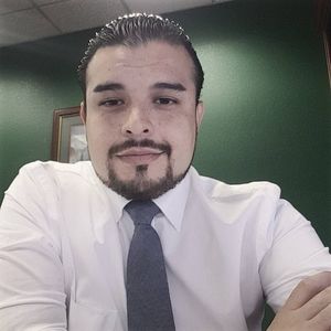 Meet your Posher, Robert